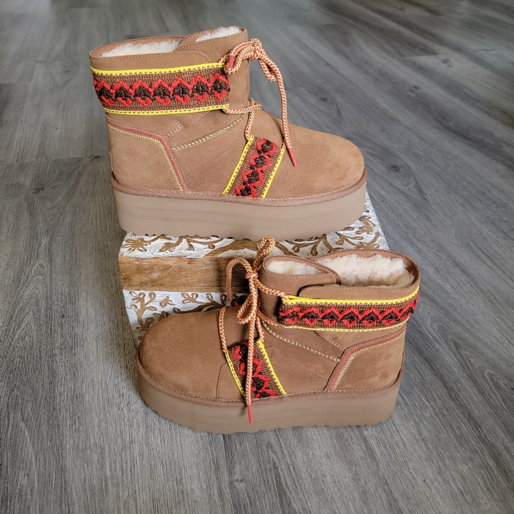 UGG Classic Mini II Braid Platform Suede Boot